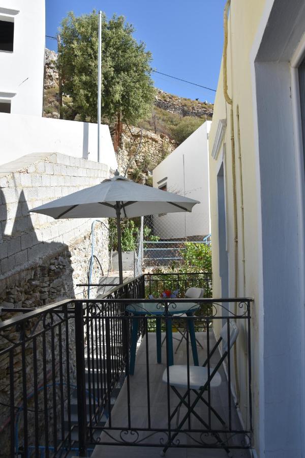 Metapontis Studios Symi Exteriör bild