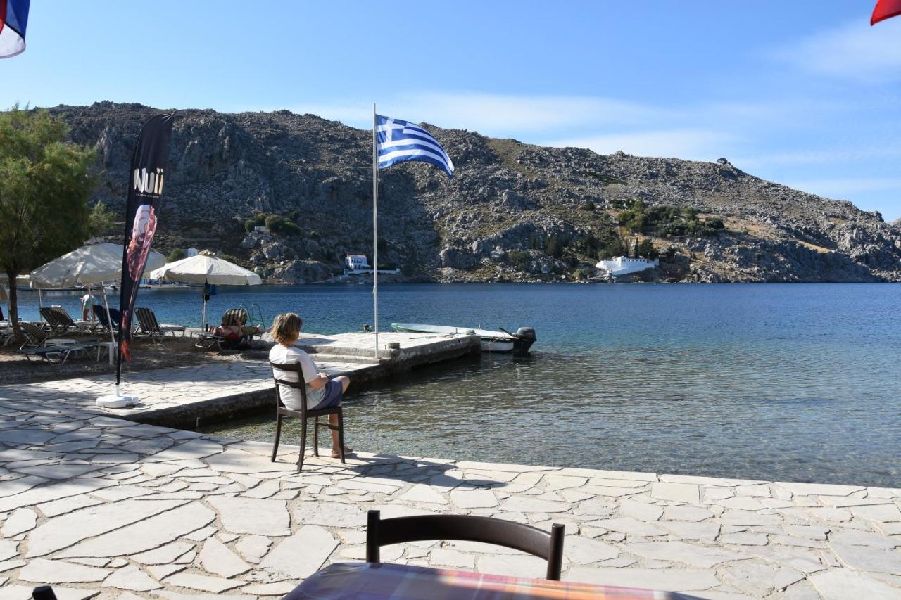 Metapontis Studios Symi Exteriör bild